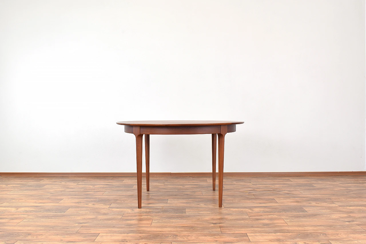 Danish round extendable teak table, 1960s 2
