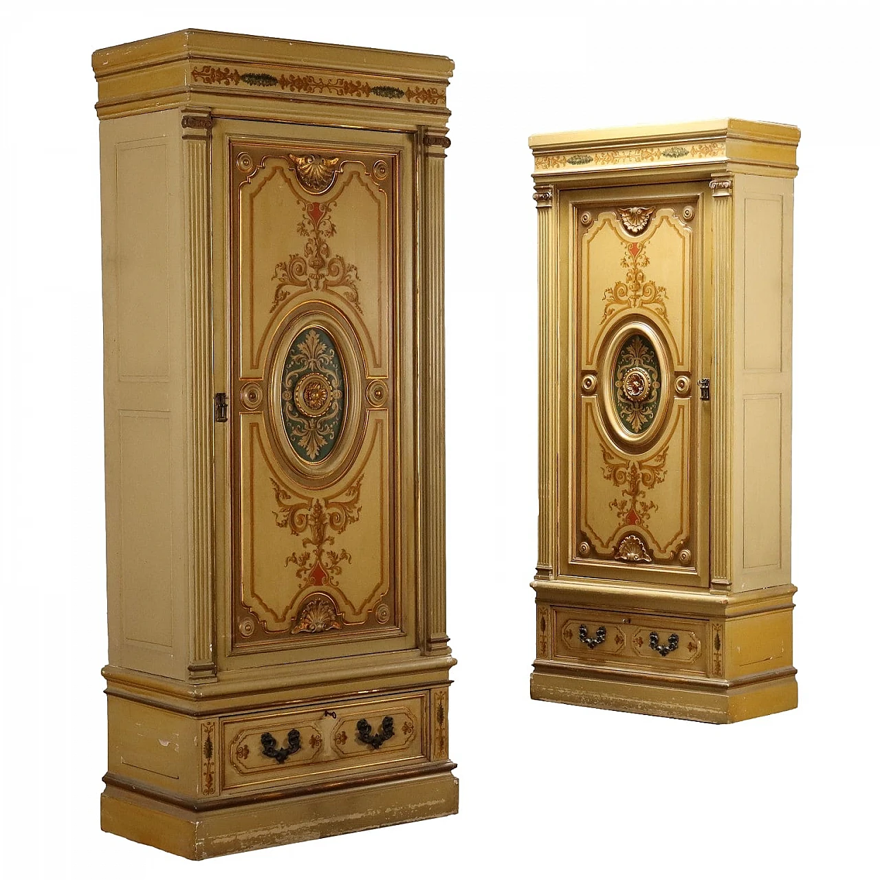 Pair of carved and gilded wooden wardrobe with phytomorphic motifs 1