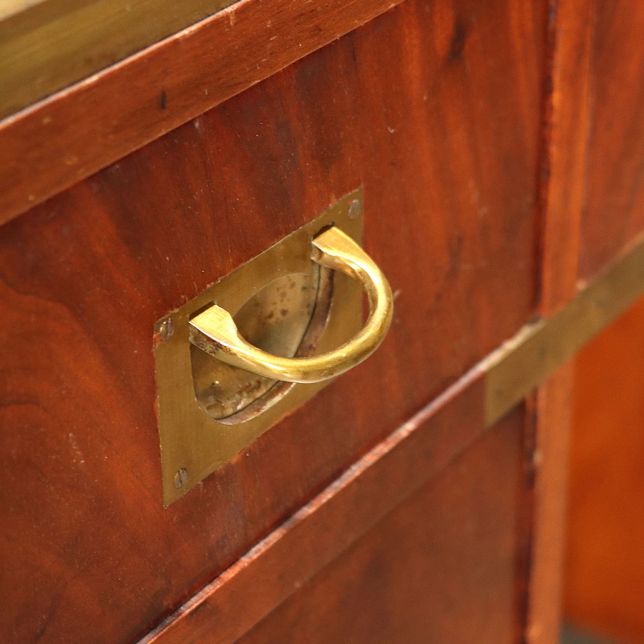 Scrittoio stile Marina inglese in legno, marocchino e ottone 6