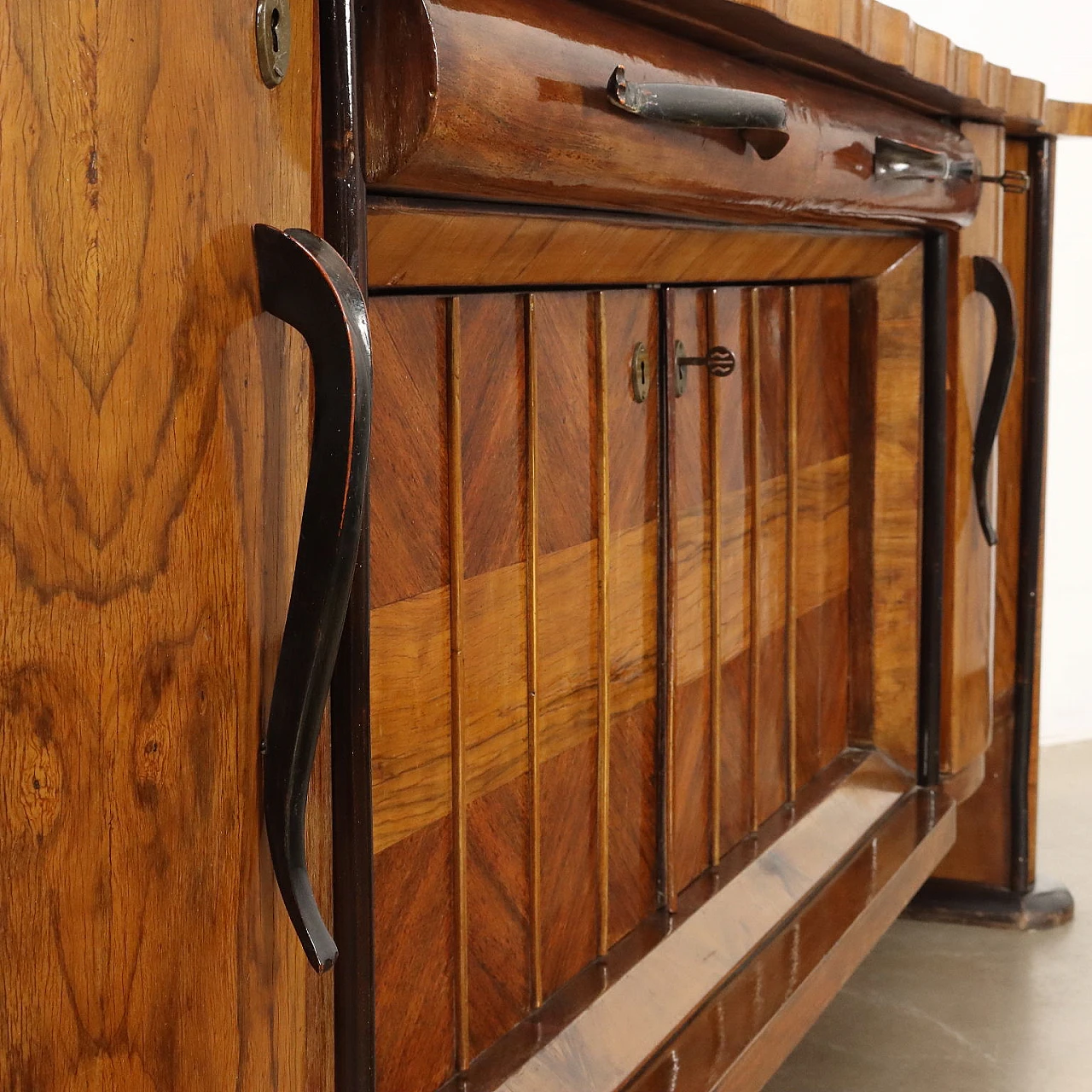 Walnut and briarwood sideboard with riser and mirror, 1920s 9
