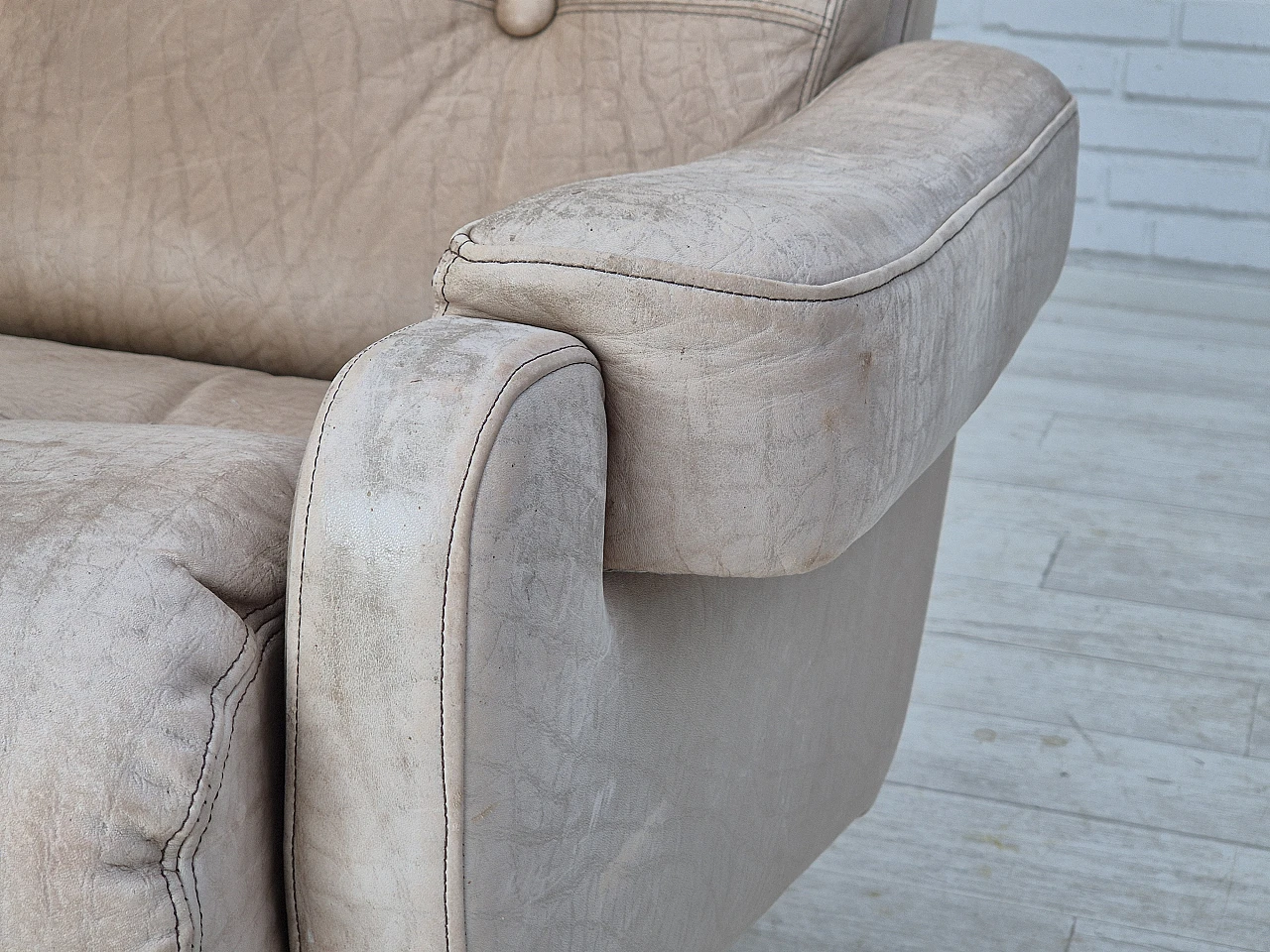 Scandinavian two-seater bent beech and leather sofa, 1970s 6