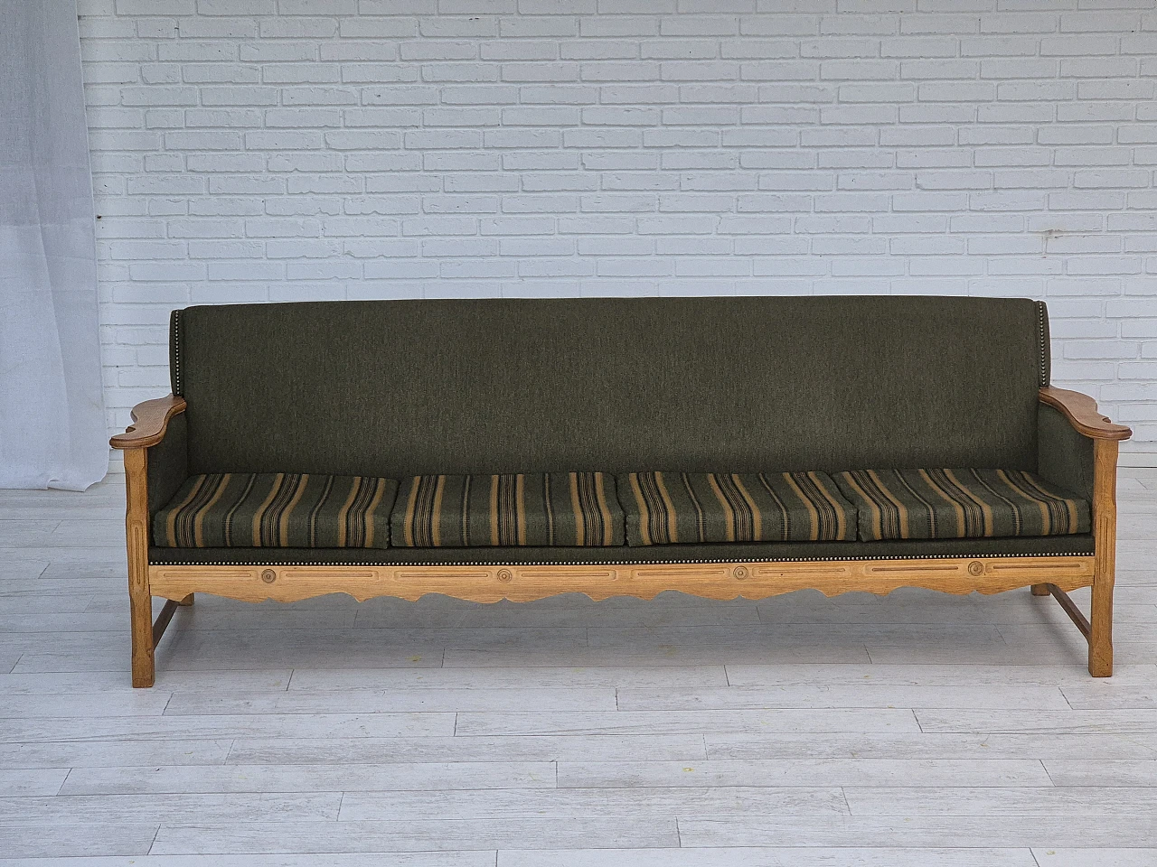 Danish four-seater green wool and oak sofa, 1970s 2