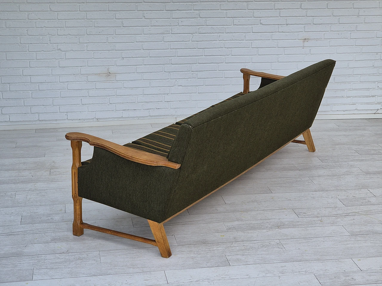 Danish four-seater green wool and oak sofa, 1970s 6