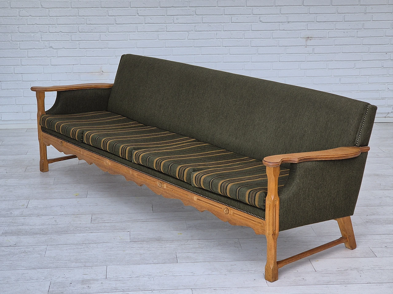 Danish four-seater green wool and oak sofa, 1970s 8