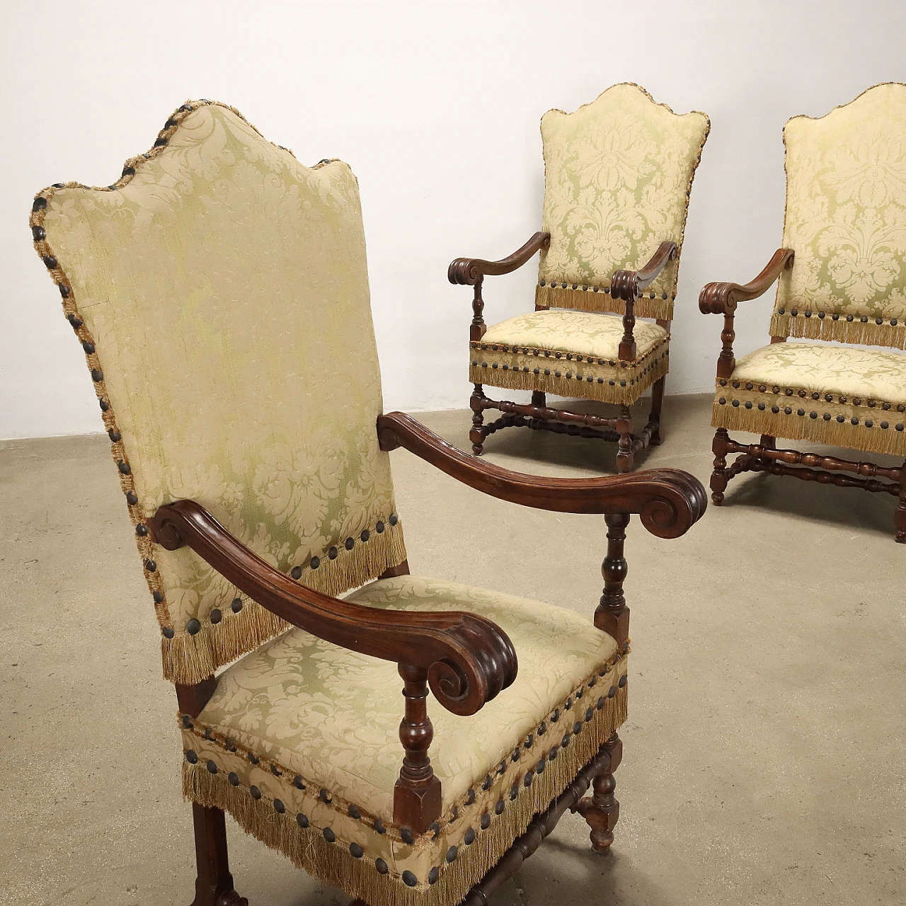 4 Carved wooden chairs, padded with brocade fabric, 19th century 3