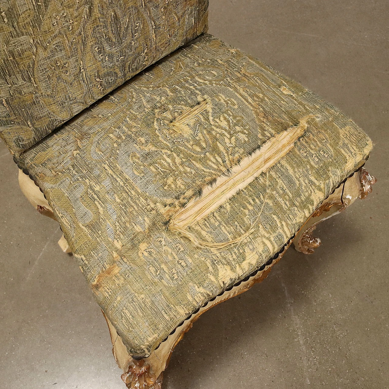 Pair of gilt chairs with leaf motifs & brocade fabric, 19th century 8