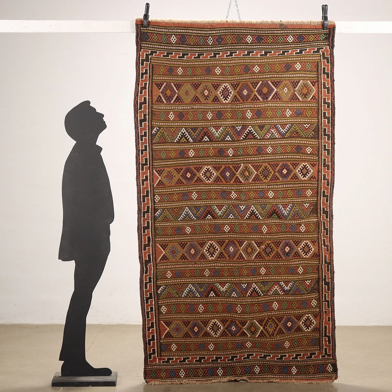 Wool Kilim rug with rhombus decoration 2