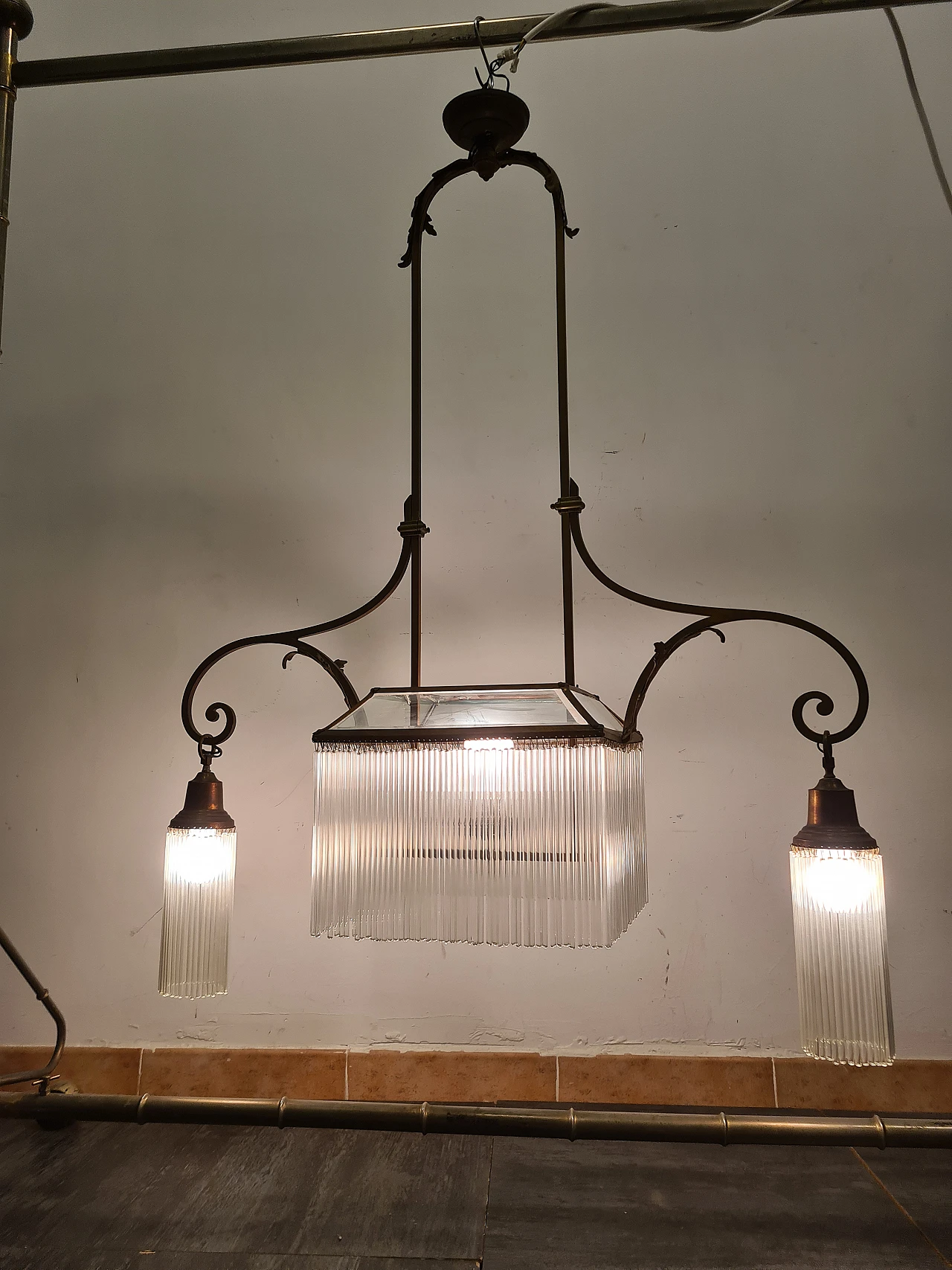 Lampadario Liberty in bronzo e vetro, anni '30 4