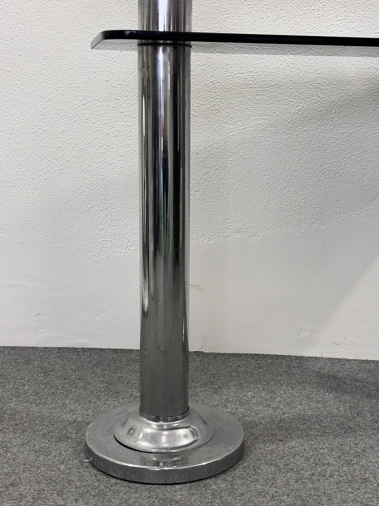 Consolle in metallo cromato e vetro fumé, anni '80 5