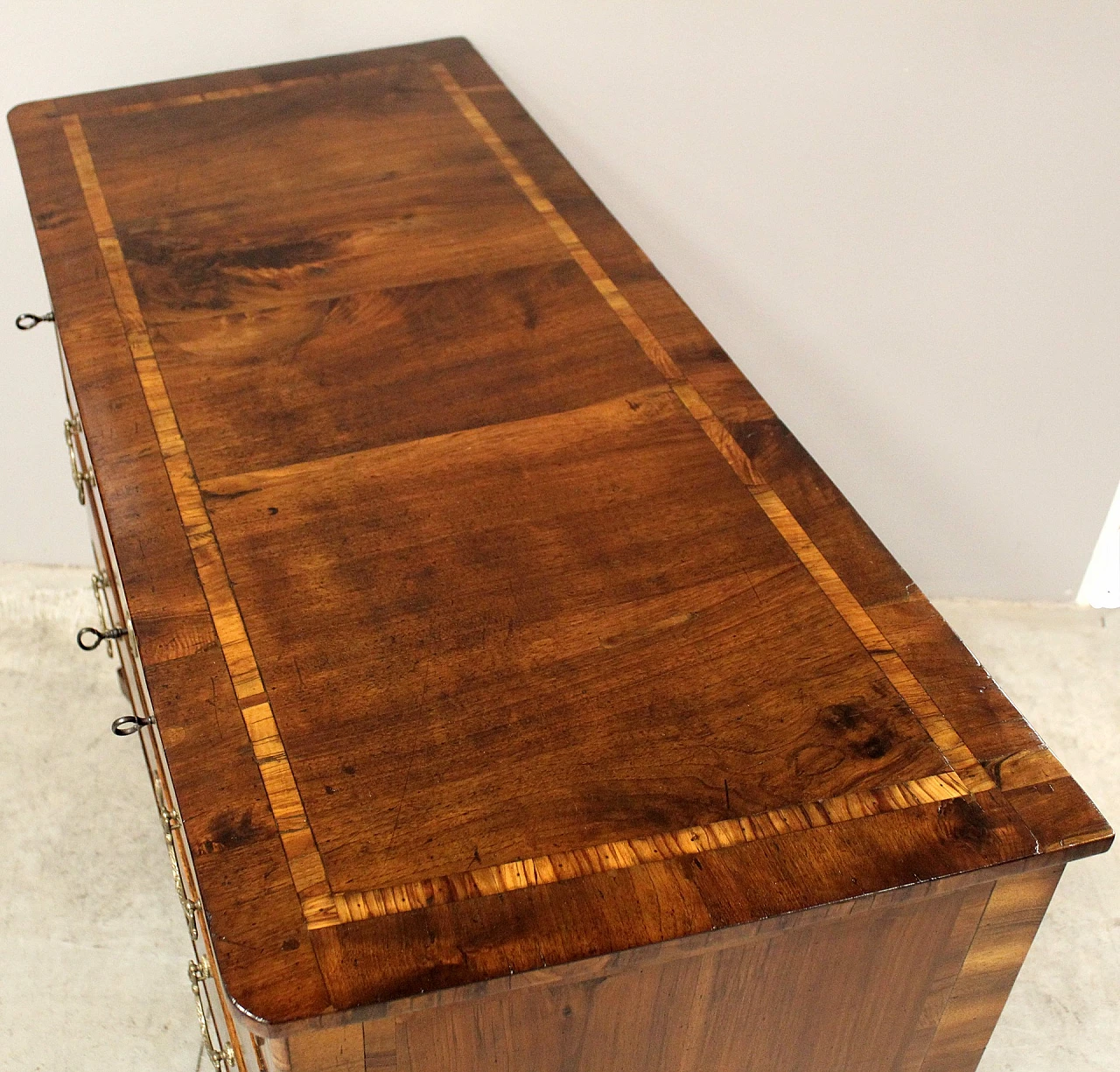 Solid walnut Louis XV chest of drawers, 18th century 8