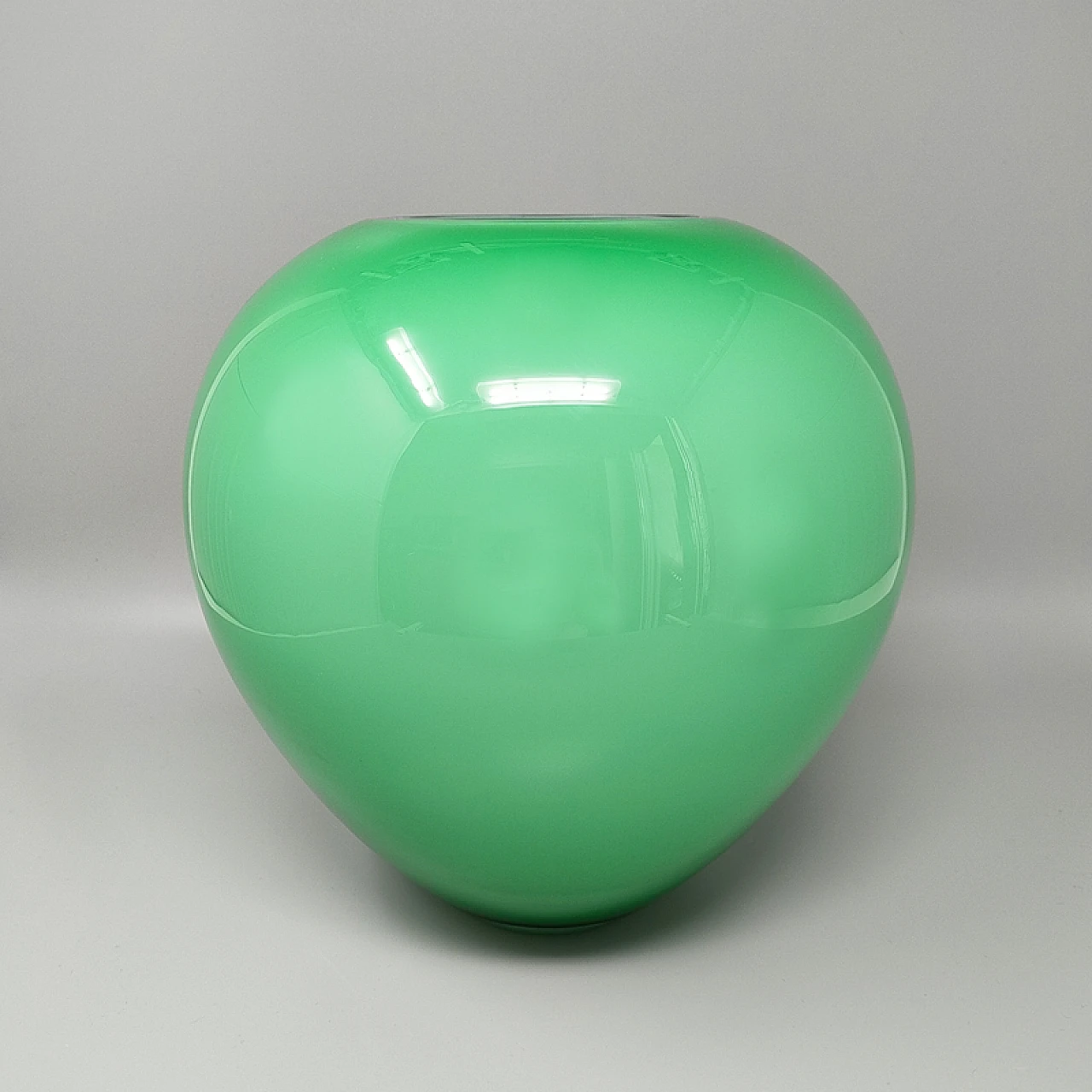 Green glass vase by Ind. Vetraria Valdarnese, 1960s 3
