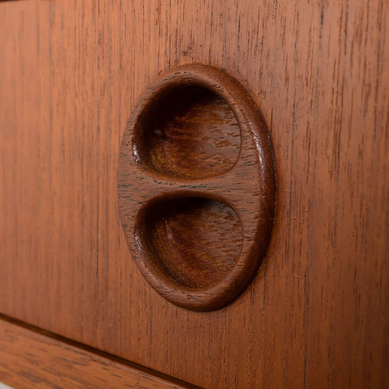 Libreria danese in teak con scomparto per dischi in vinile, anni '60 16