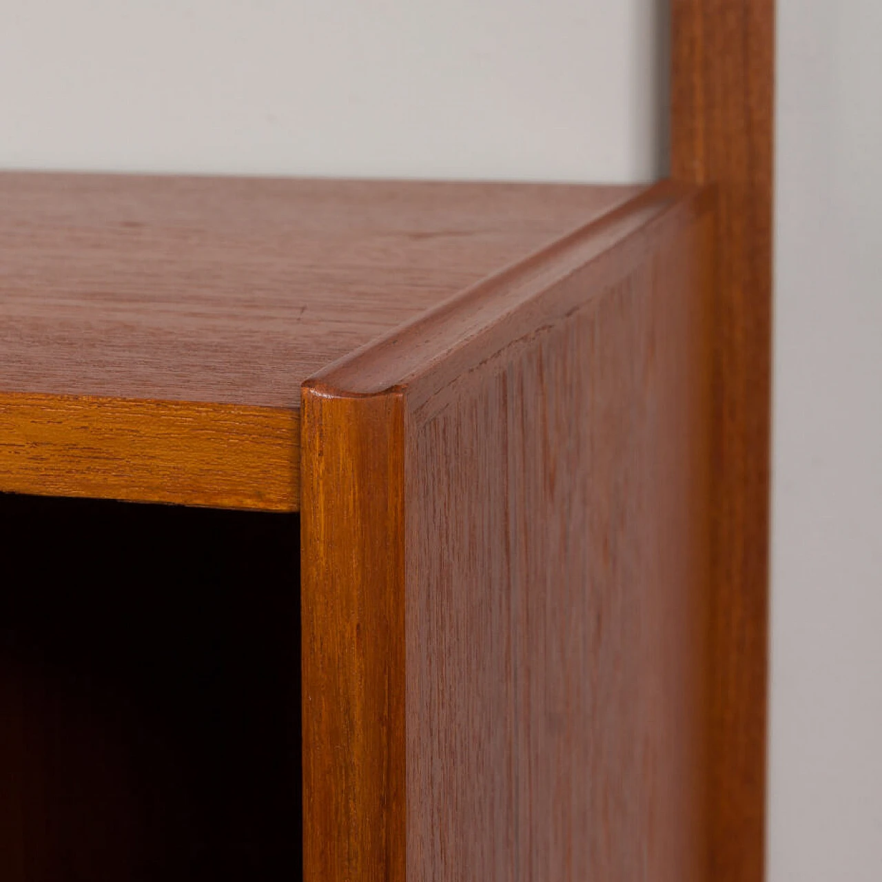 Libreria danese in teak con scomparto per dischi in vinile, anni '60 21