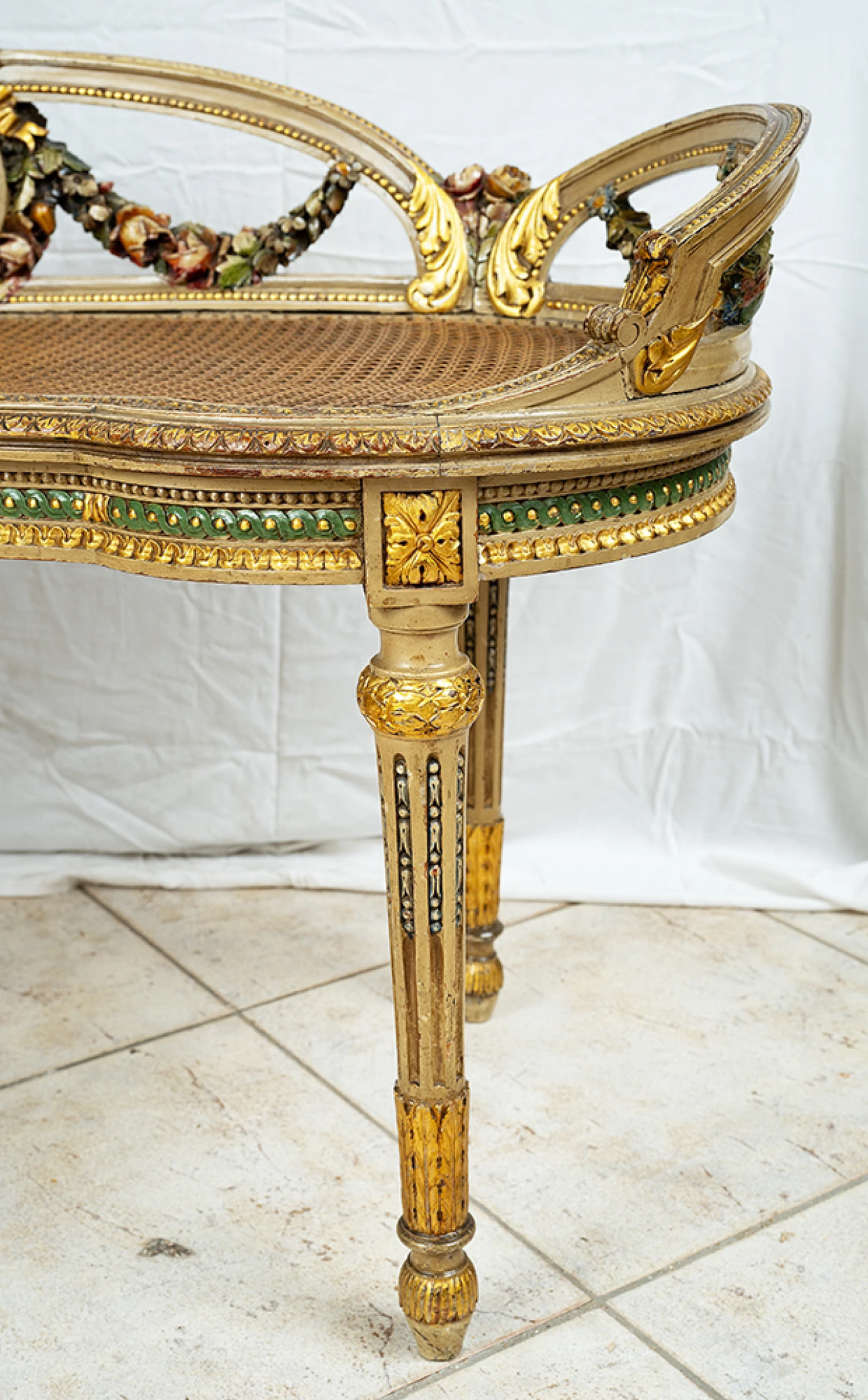Panchetta Napoleone III in legno dorato e dipinto, inizio '900 4