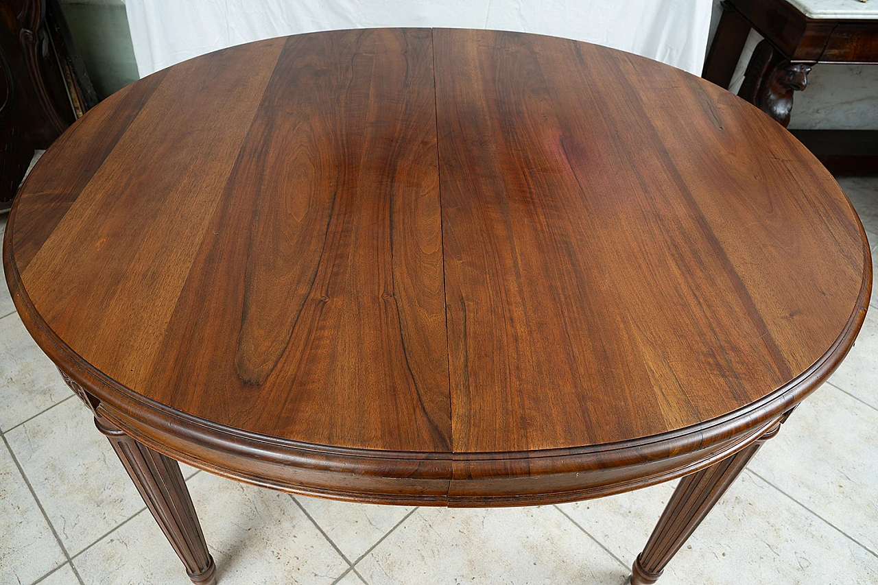 Oval Napoleon III solid walnut table, 19th century 2