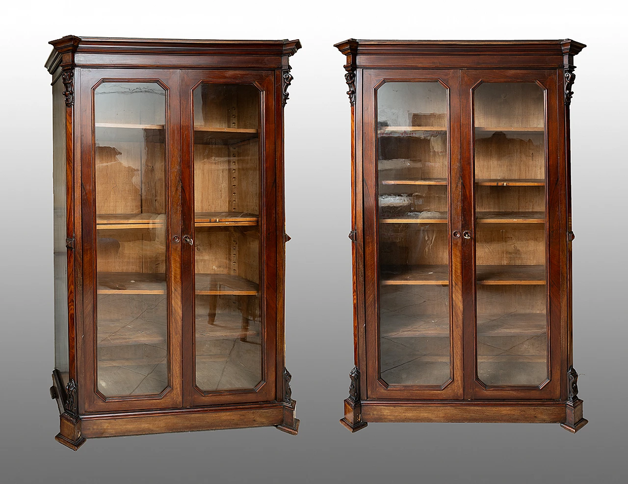 Coppia di Librerie in mogano e pioppo con ante in vetro, '800 1