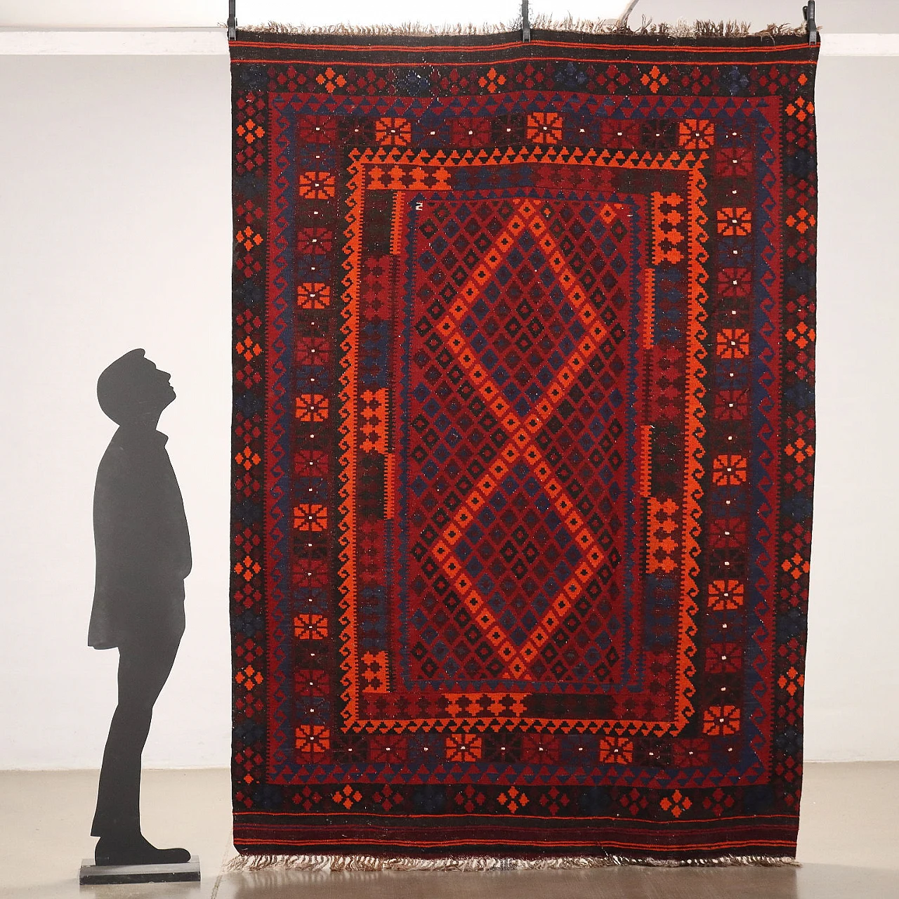 Hand-made red wool Kilim rug 2