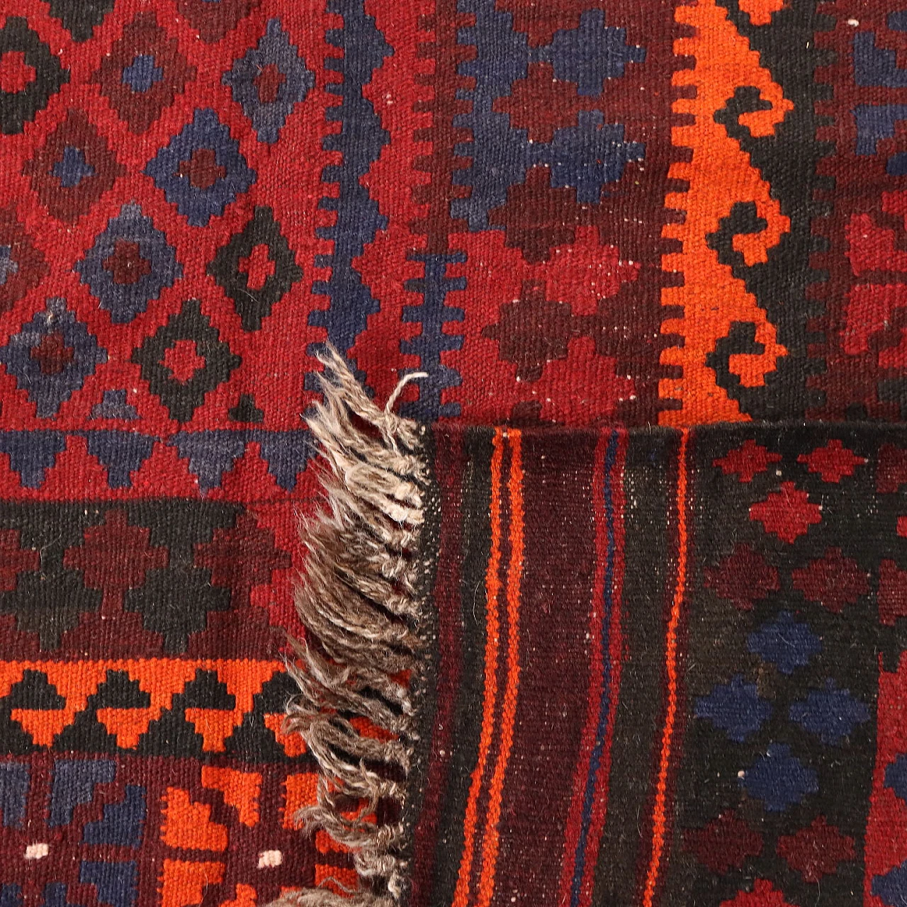 Hand-made red wool Kilim rug 9