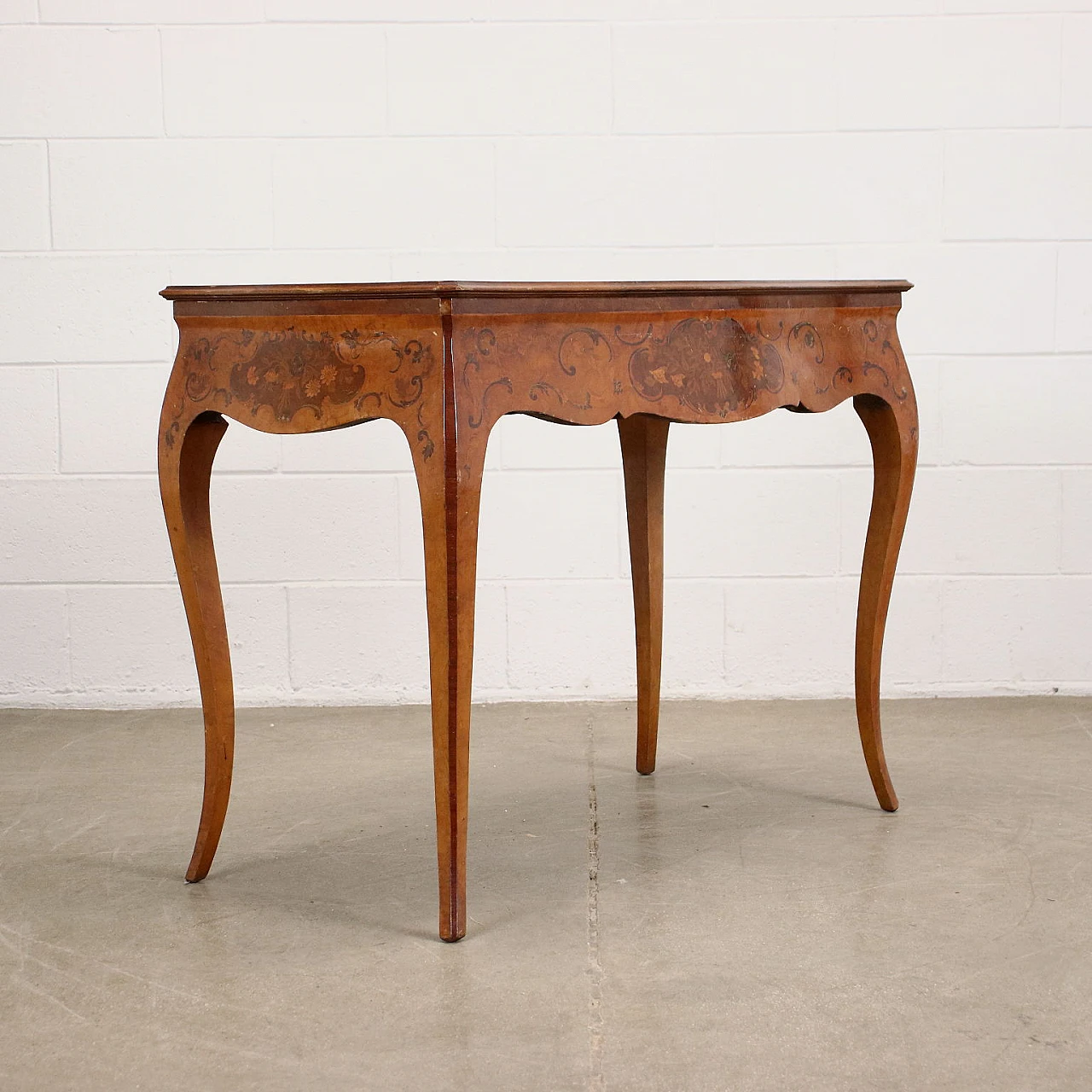 Tavolo stile Barocchetto in legno intarsiato, inizio '900 8