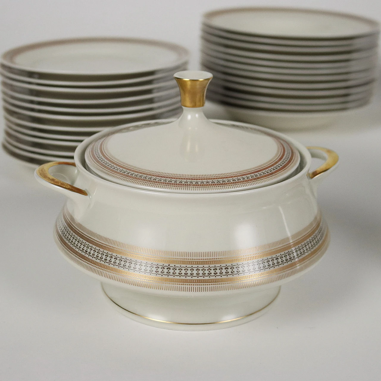 Porcelain tableware by Bavaria Johann Seltmann, 1950s 4