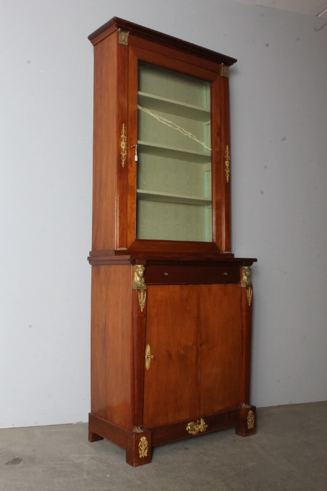 Empire-style mahogany and bronze display cabinet, early 20th century 1