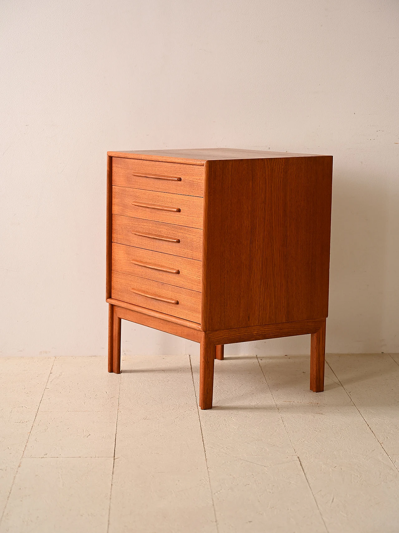 Cassettiera scandinava in teak a cinque scomparti, anni '60 5