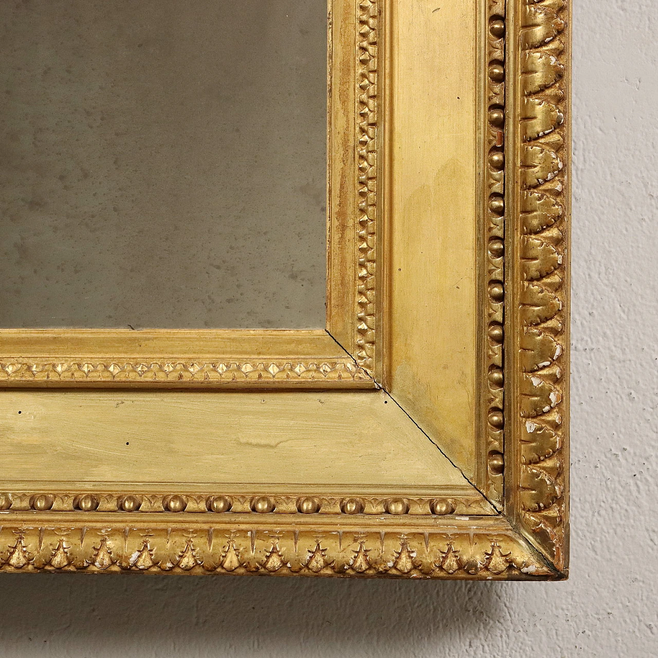 Antique style gilded mirror in carved and gilded wood, late 19th century Italy 6
