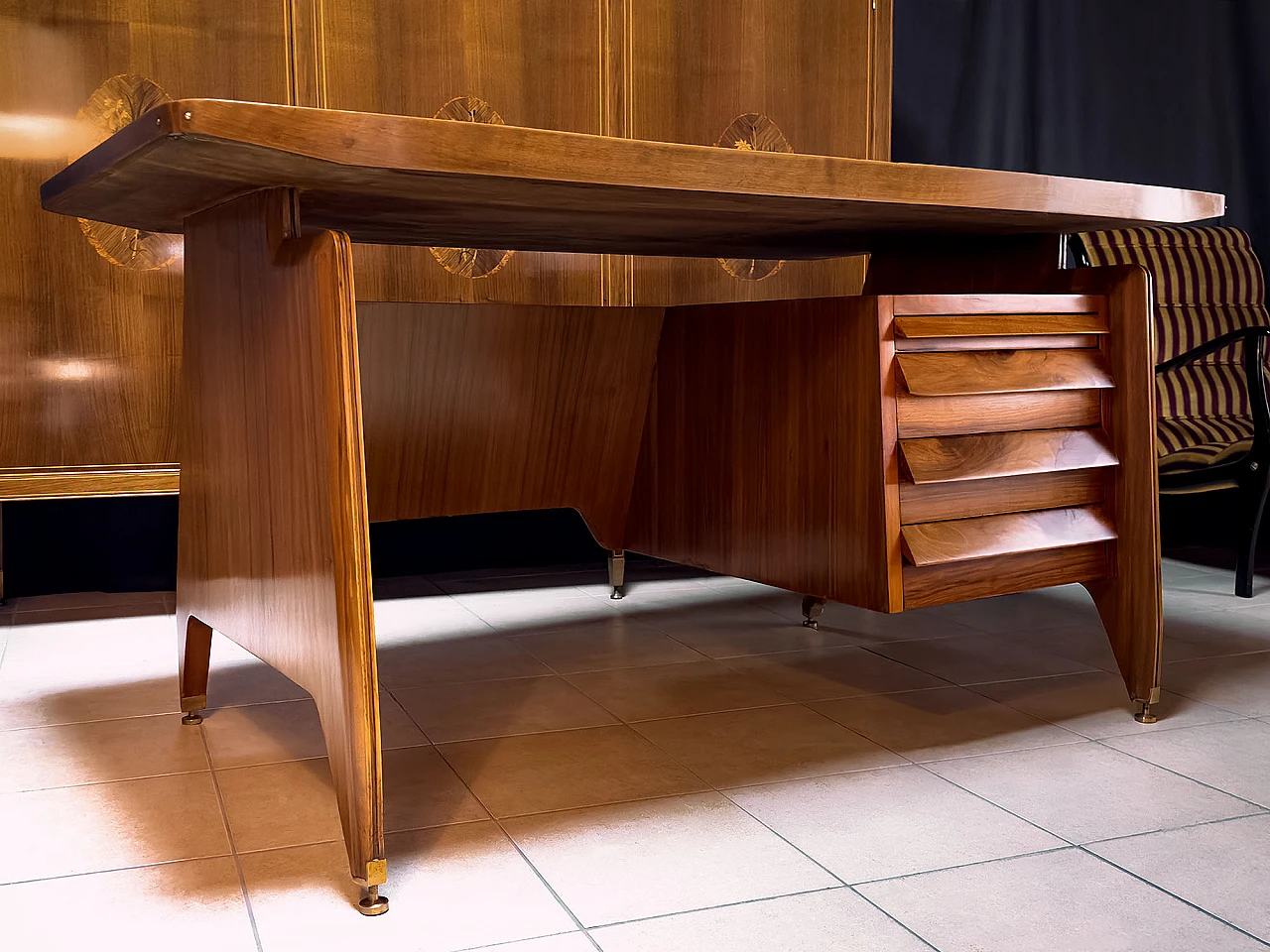 Teak and glass desk by Vittorio Dassi, 1950s 15