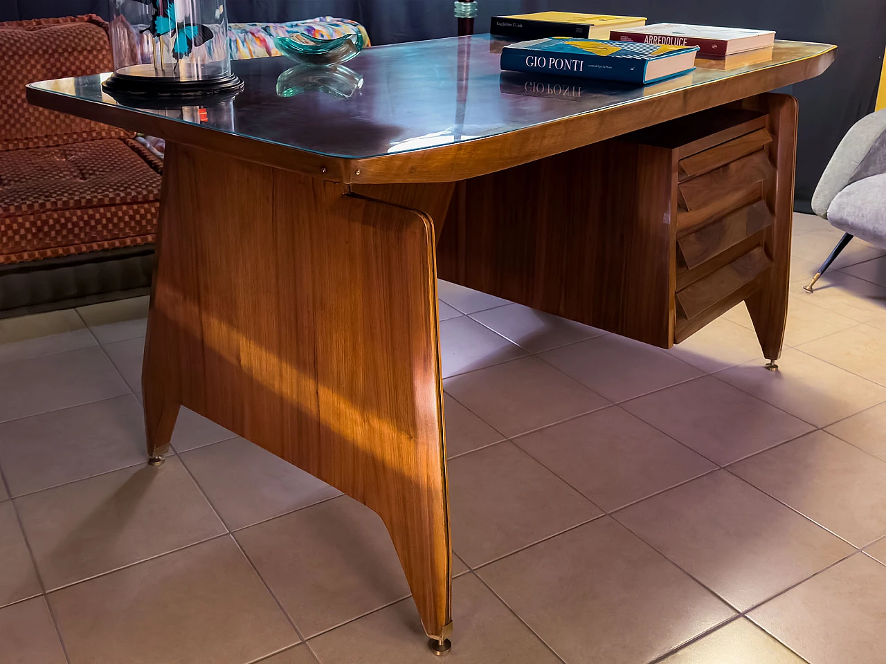 Teak and glass desk by Vittorio Dassi, 1950s 16