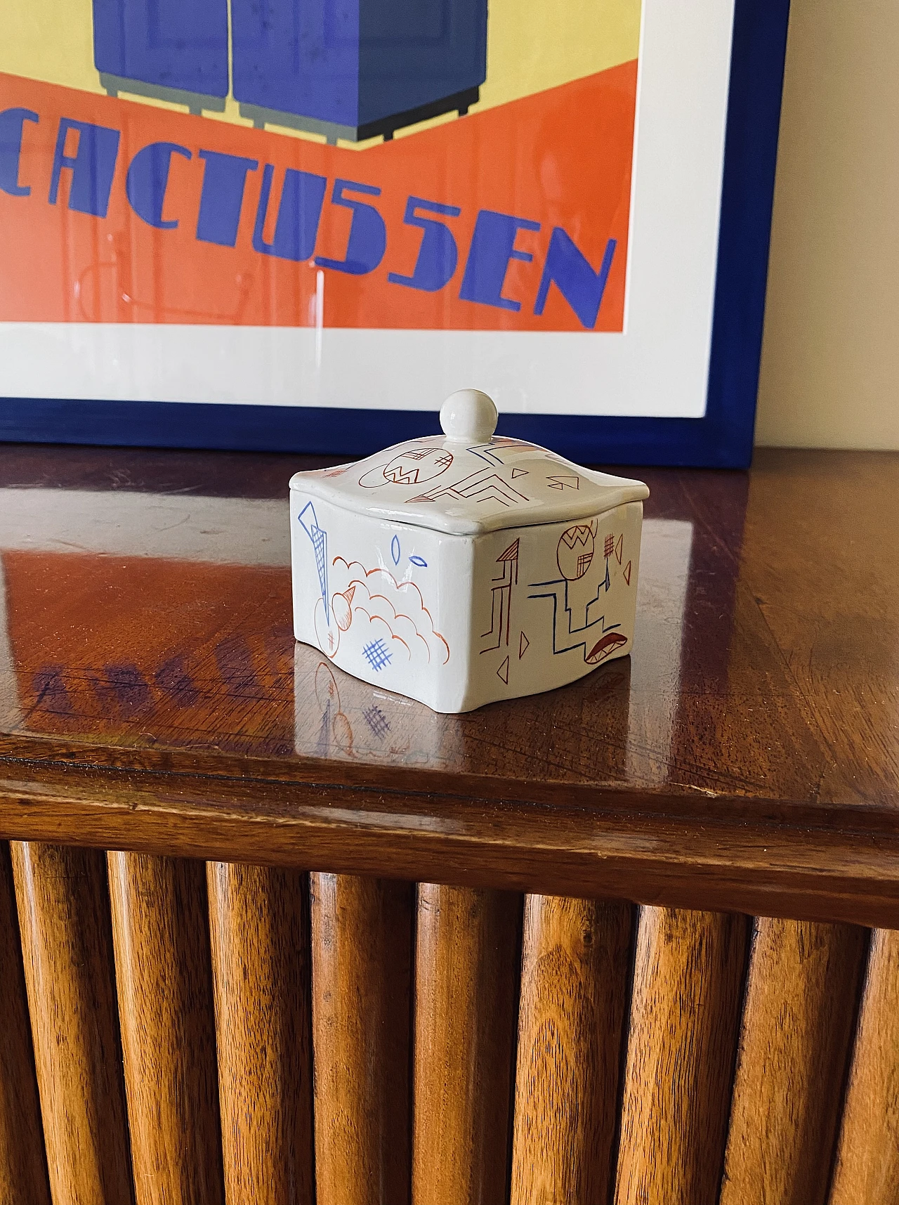 German Futurist ceramic box, 1930s 2