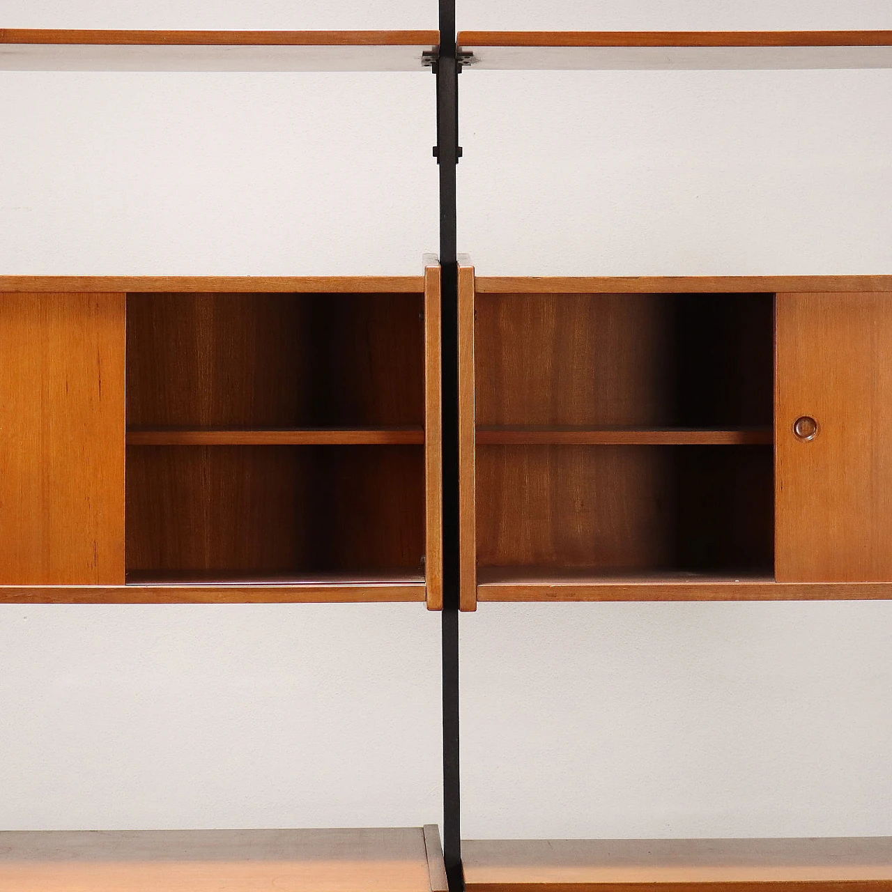 Libreria in teak e metallo con vani contenitori e ripiani, anni '60 3