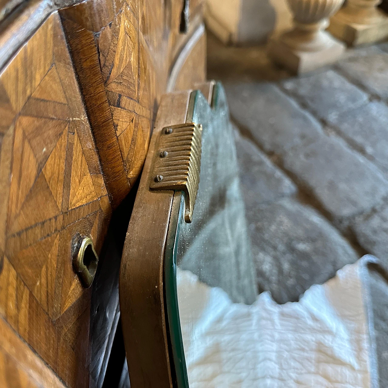 Brass wall mirror in the style of Gio Ponti, 1950s 8