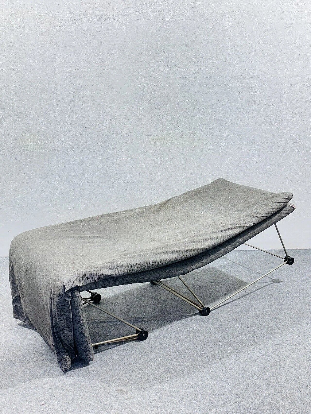 Metal and polka dot fabric reclining armchair, 1980s 19