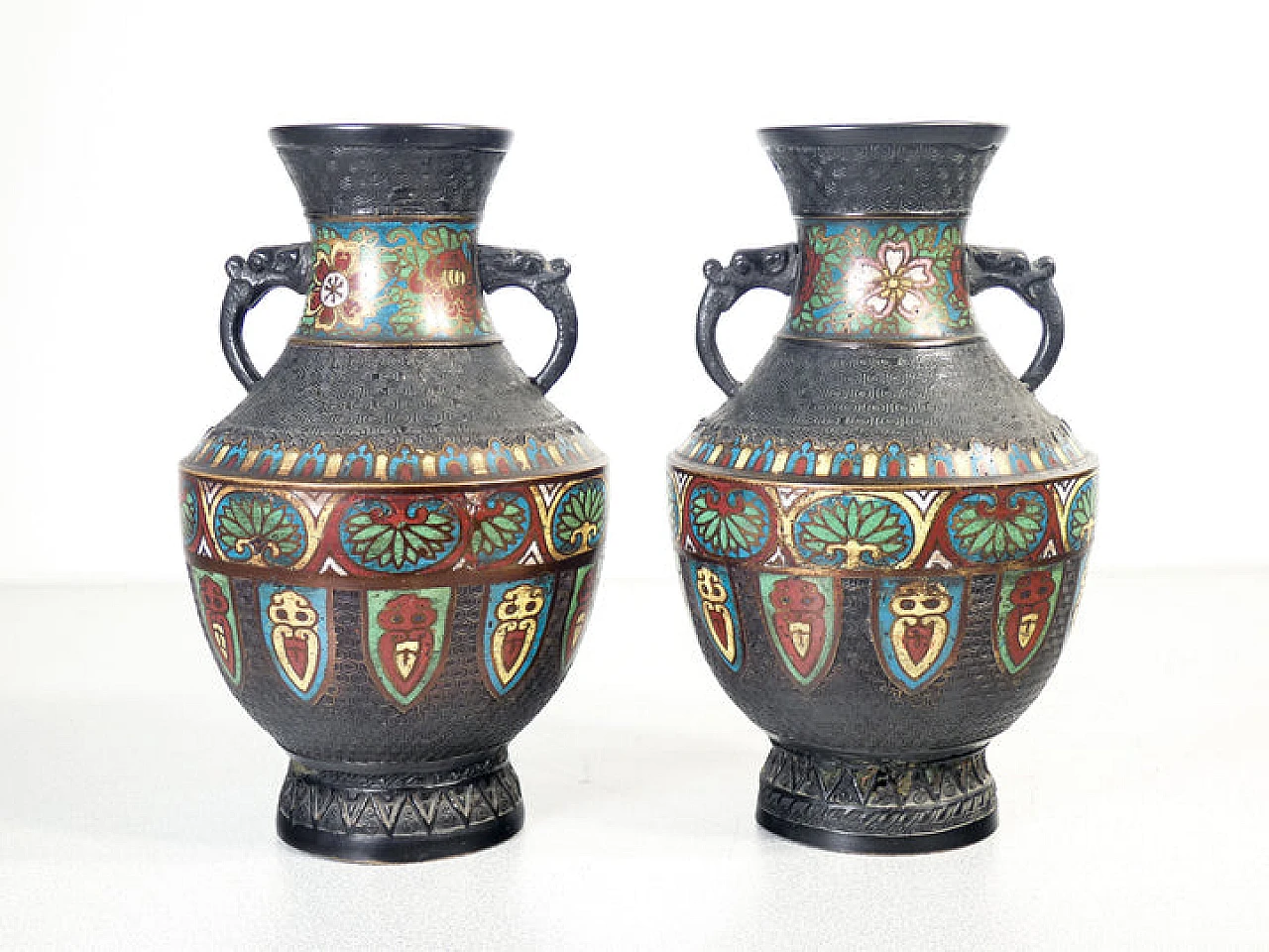 Pair of Japanese bronze and champlevé enamel vases 7