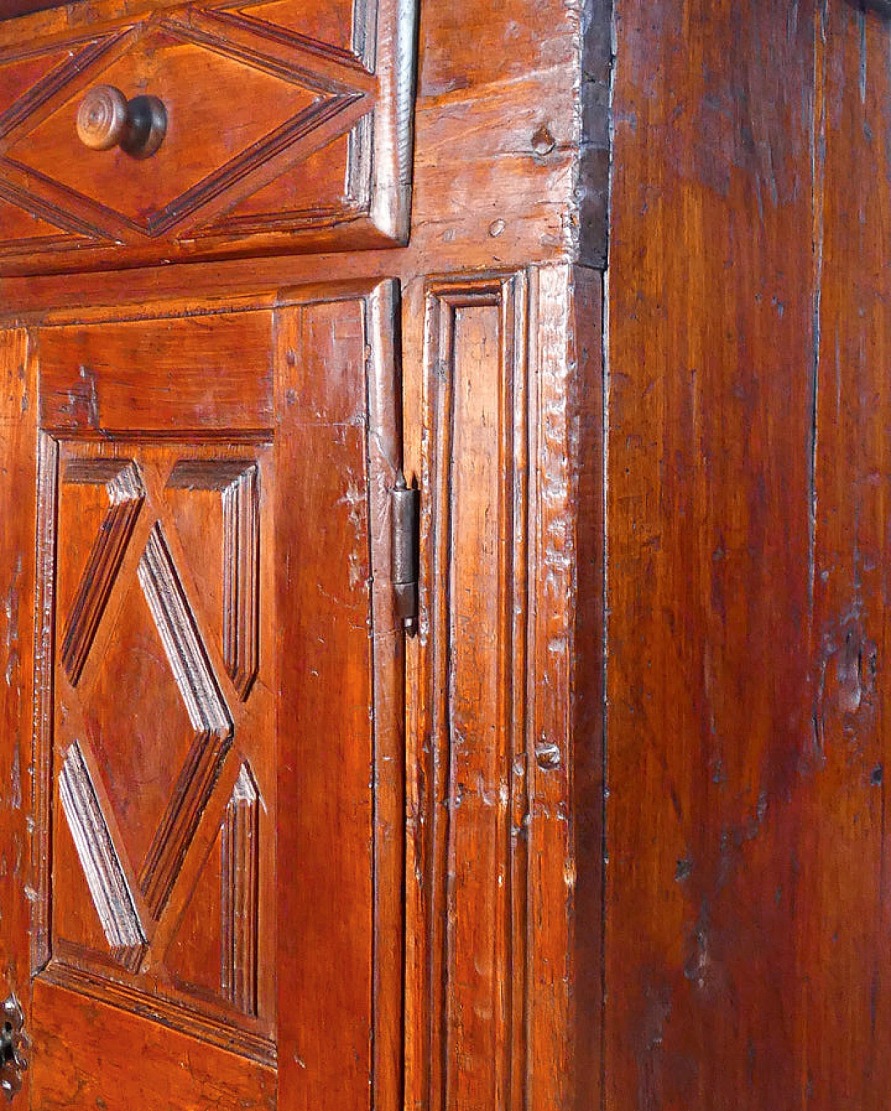 Piedmontese solid poplar wardrobe, early 19th century 9