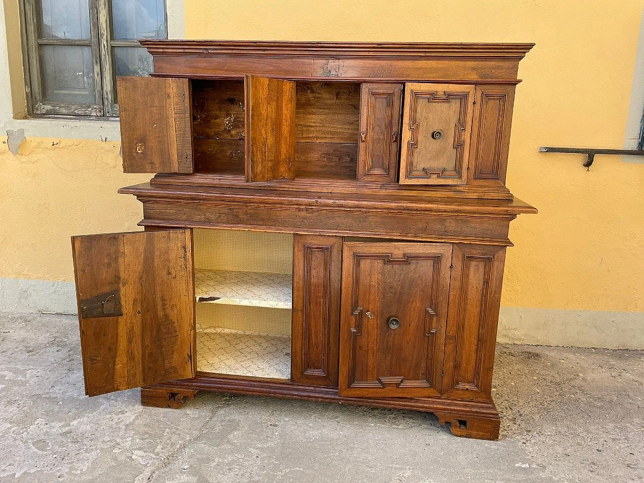 Credenza da sacrestia in massello di noce, '800 8