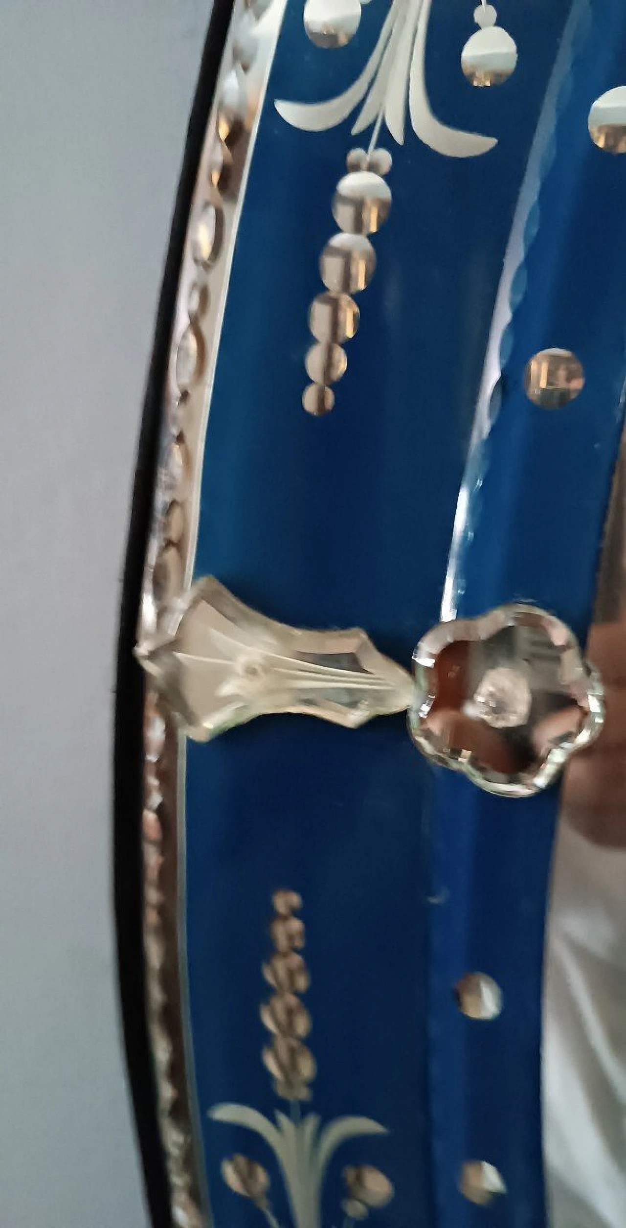 Specchio da parete ovale in vetro di Murano, anni '50 5