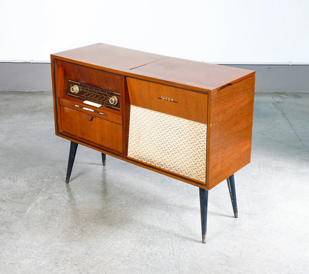 Wega 224 radio cabinet with turntable, 1960s 3