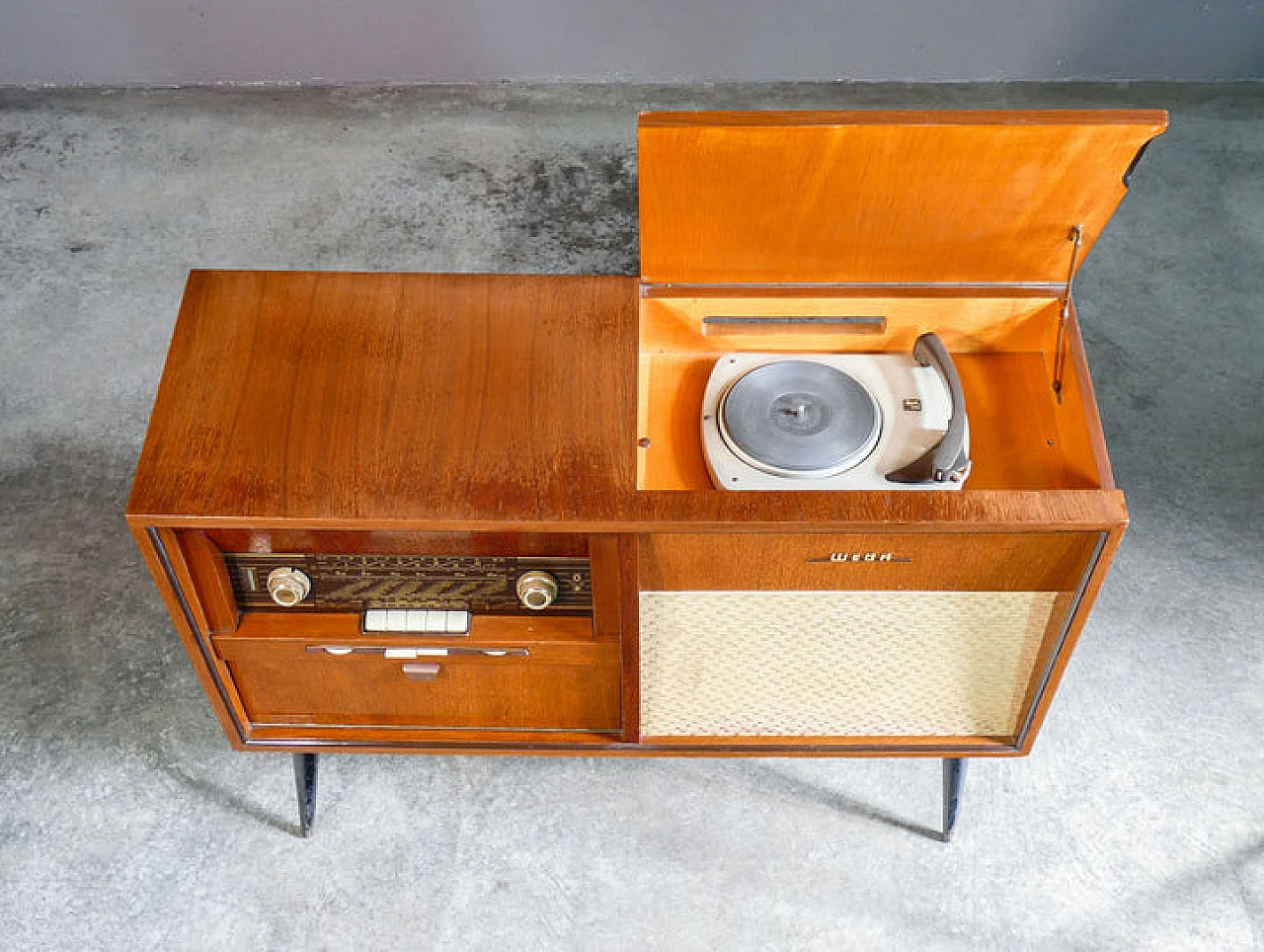 Wega 224 radio cabinet with turntable, 1960s 6