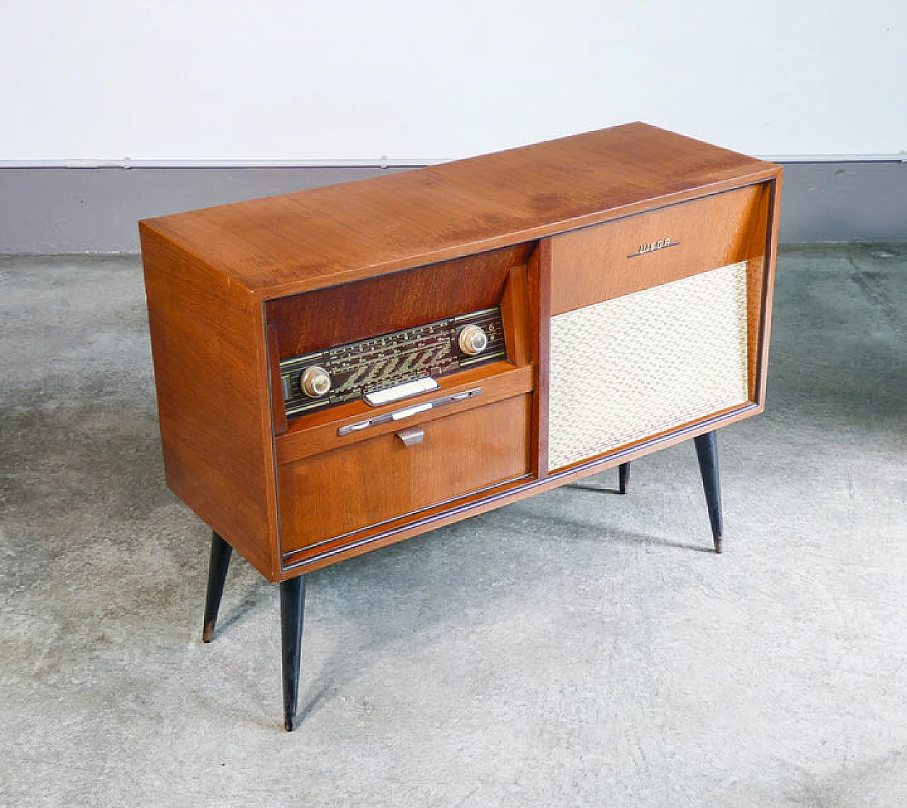 Wega 224 radio cabinet with turntable, 1960s 12