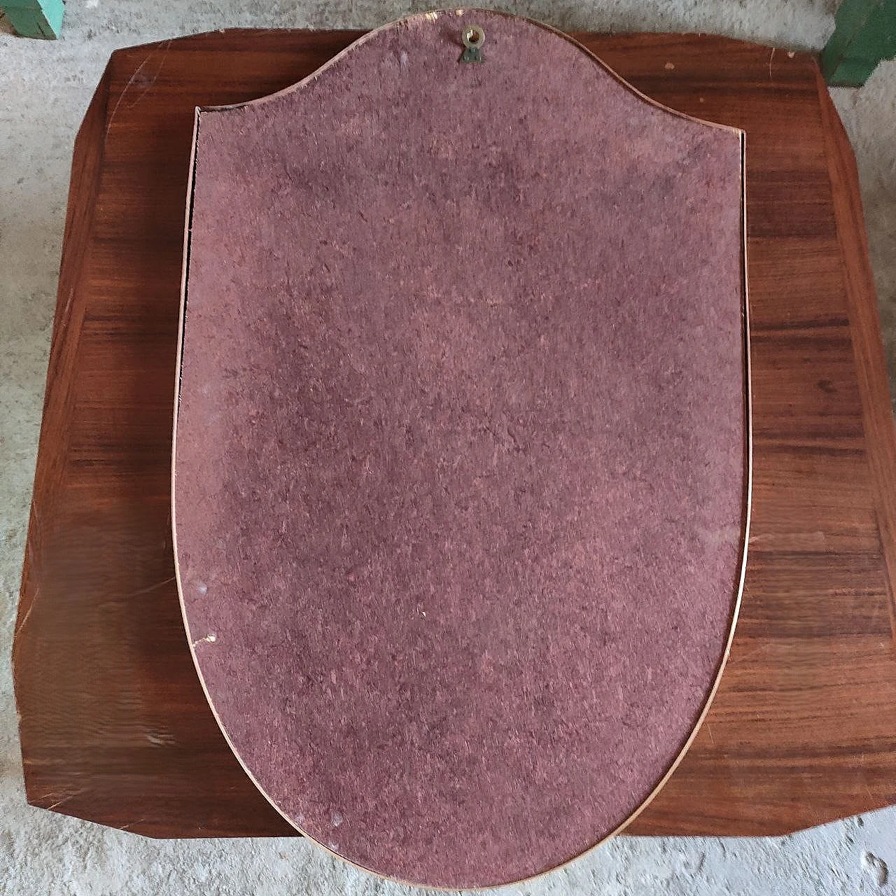 Shield-shaped mirror with brass frame, 1960s 7