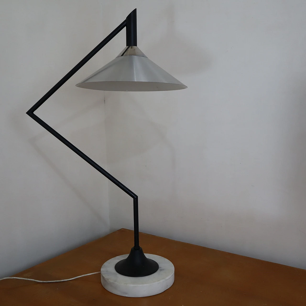 Steel table lamp with marble base in Sarfatti's style, 1970s 1