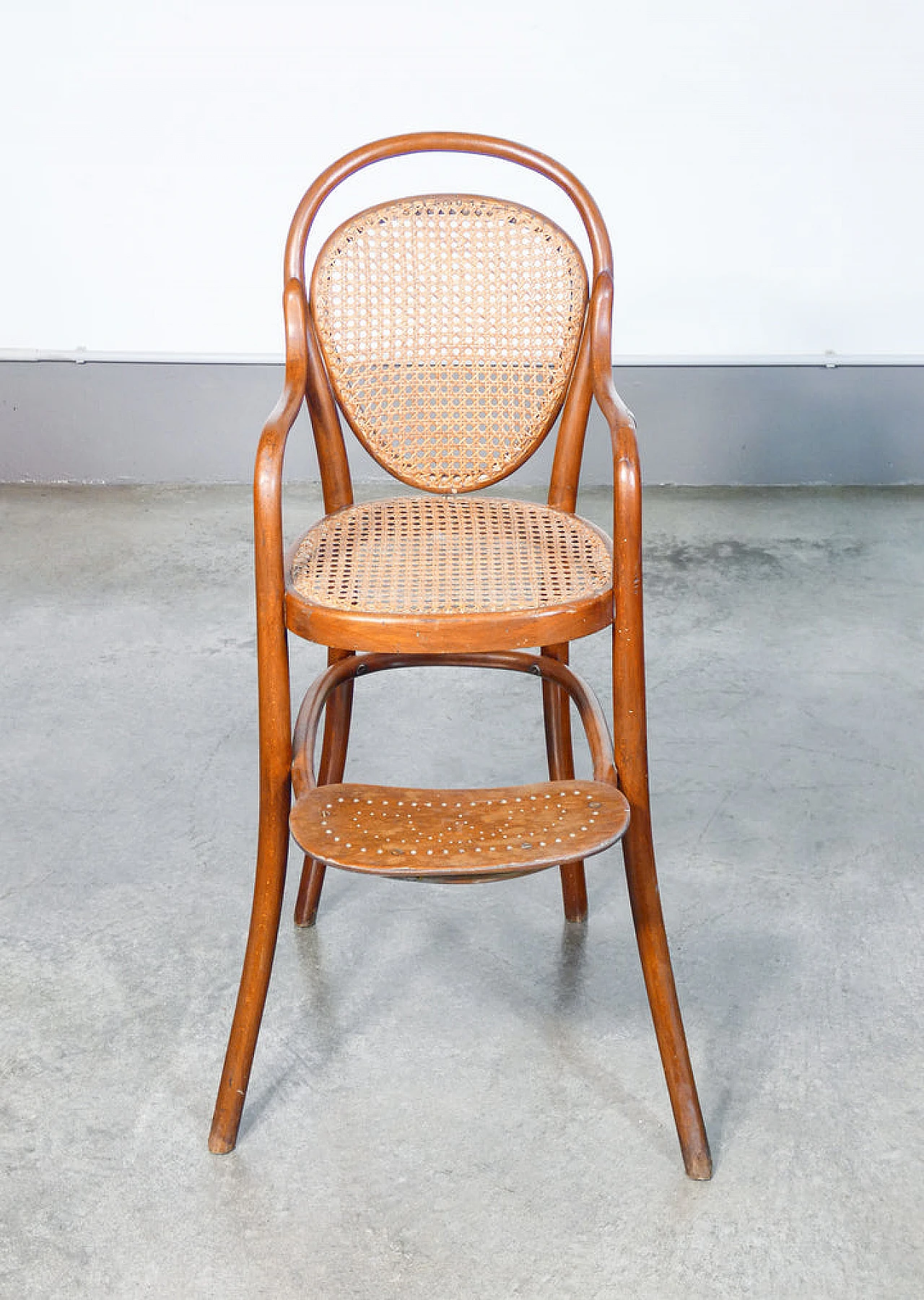 Bent beech and Vienna straw high chair by Thonet, 19th century 4