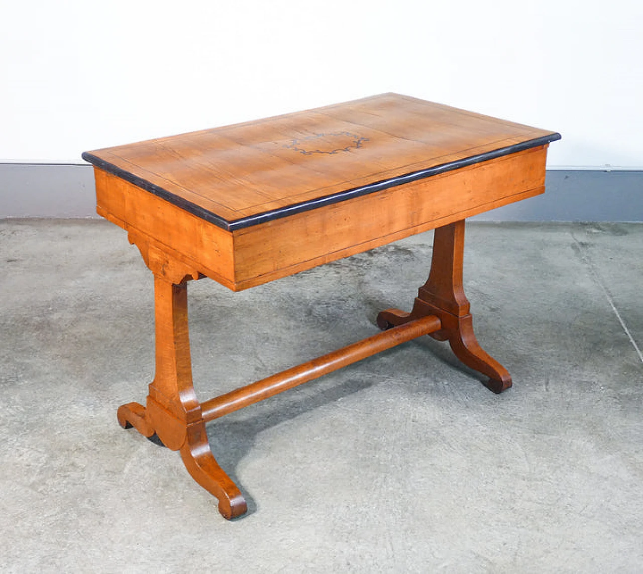 Charles X cherry and briar-root desk with inlays, mid-19th century 8