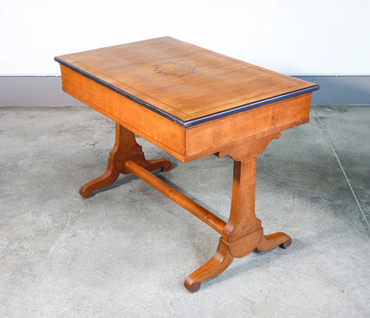 Charles X cherry and briar-root desk with inlays, mid-19th century 9