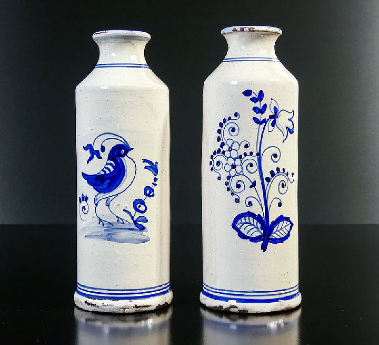 Pair of glazed and painted majolica vases, 19th century 1