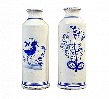 Pair of glazed and painted majolica vases, 19th century