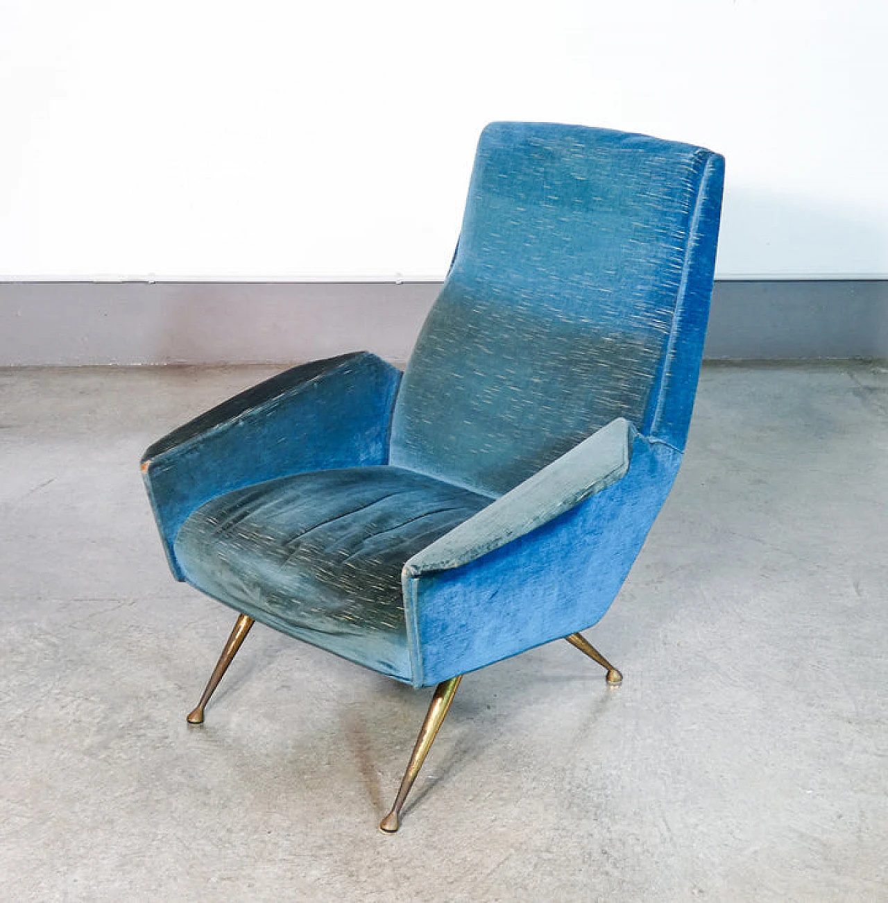 Blue velvet armchair, 1940s 1