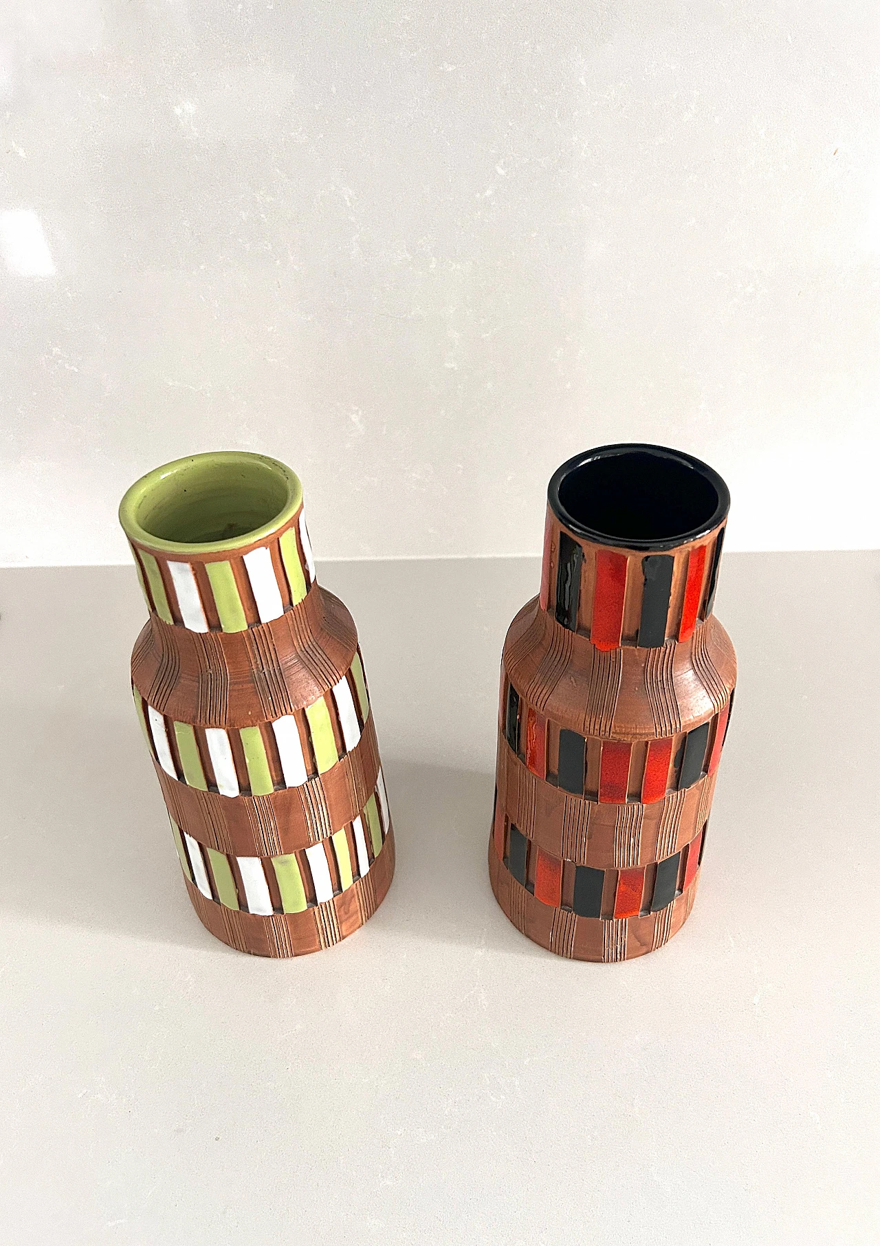 Pair of Bitossi glazed ceramic vases, 1960s 5