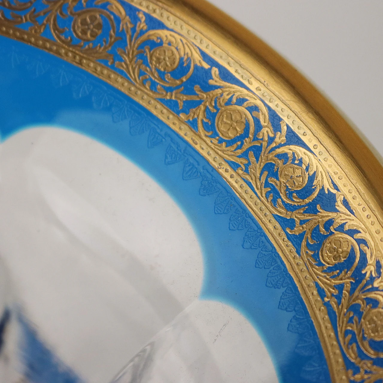 Vaso in cristallo con profili blu e decorazioni oro di St. Louis 4
